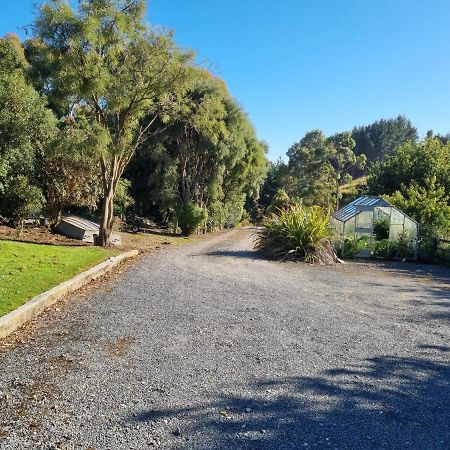 Catlins Lake Sanctuary Owaka Exterior photo